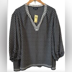 Max Edition NWT blk & wht geo prnt balloon slv & crochet nk detail SZ 2X preppy